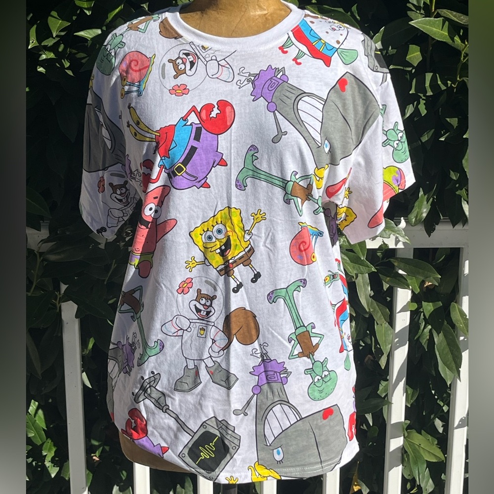 Nickelodeon; SpongeBob; Repeating Character Pattern/White; NWOT; Adult M
